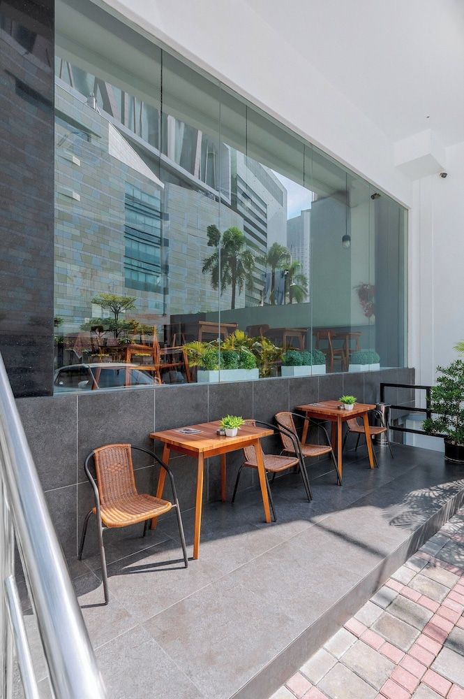 undefined GRAND   THAMRIN  HOTEL 8