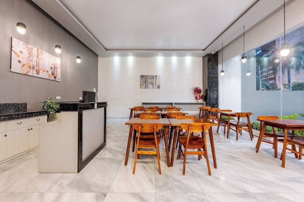 undefined GRAND   THAMRIN  HOTEL 7