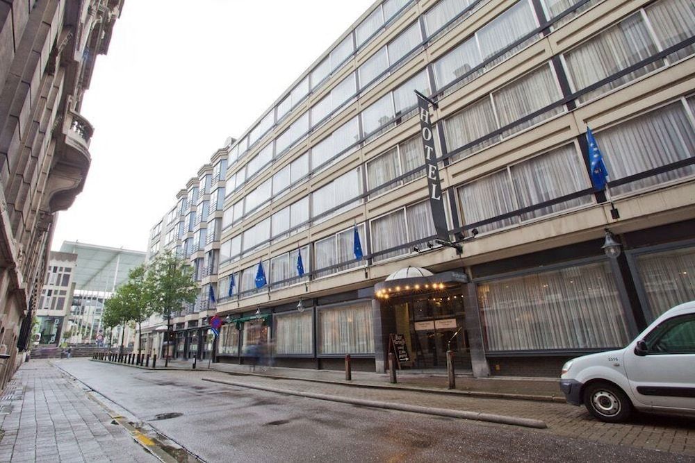 undefined Theater Hotel 4