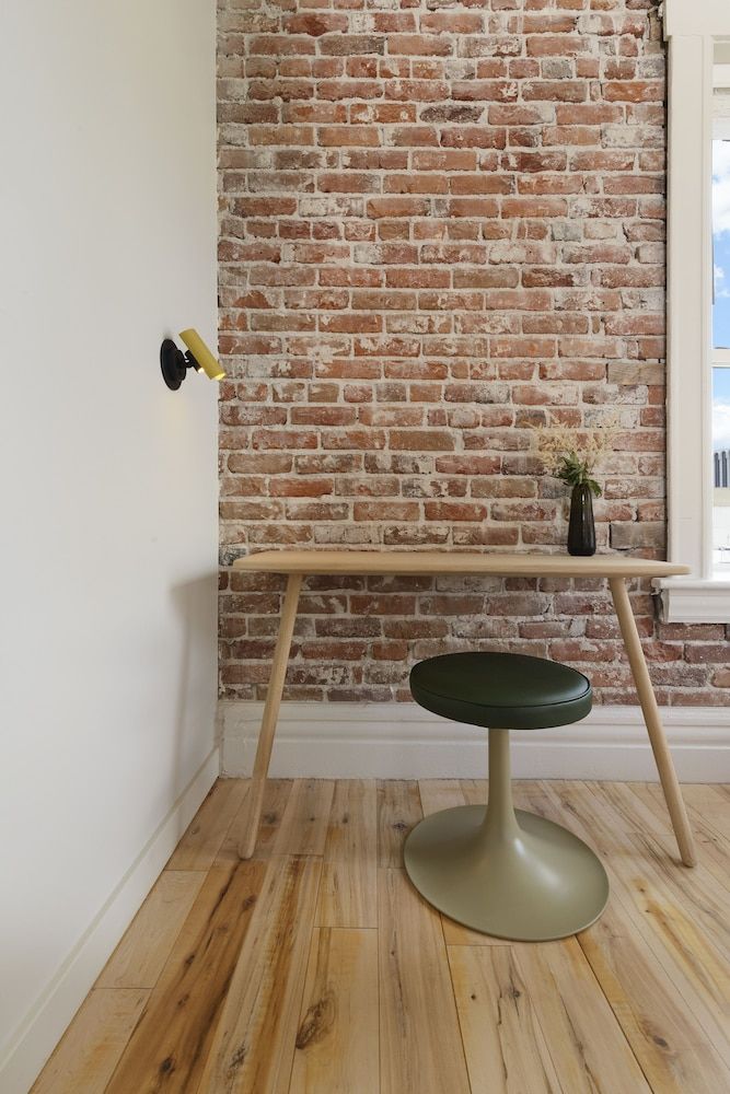 The Jesse Hotel & Bar Bell Room 7