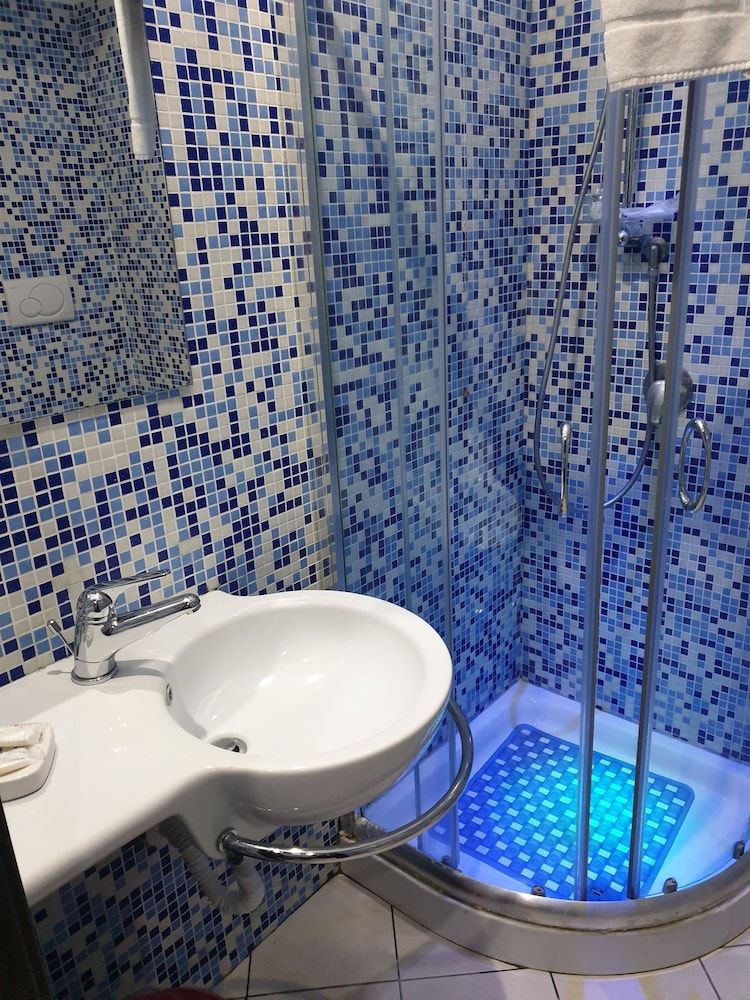 Sorrento Relais Basic Double Room, 1 King Bed, Ensuite 9