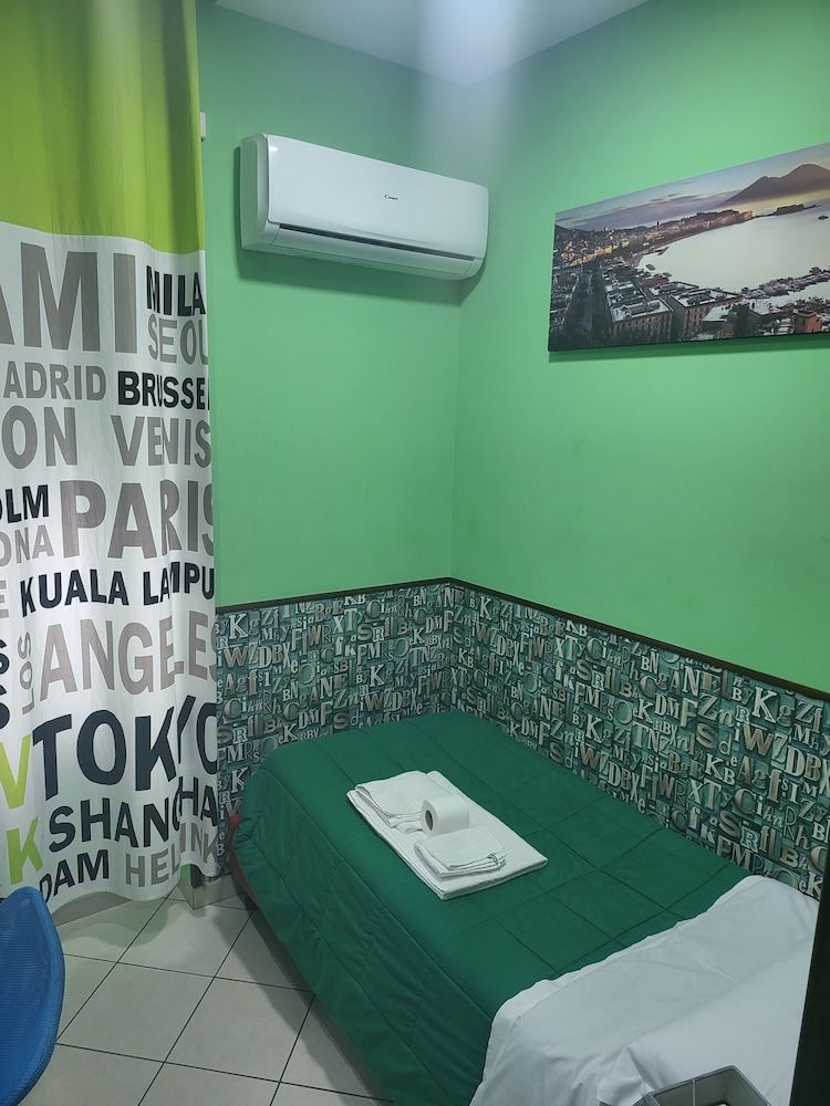 undefined Sorrento Relais 4