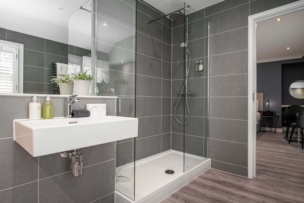 The Regent Aparthotel City Studio 4