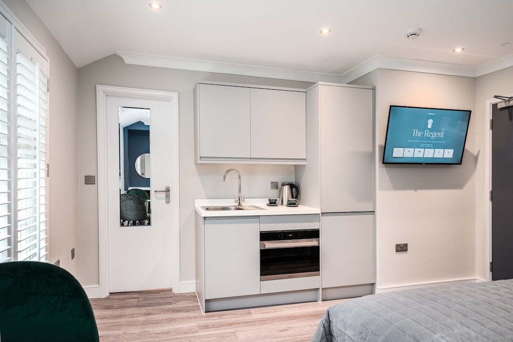 The Regent Aparthotel City Studio 7
