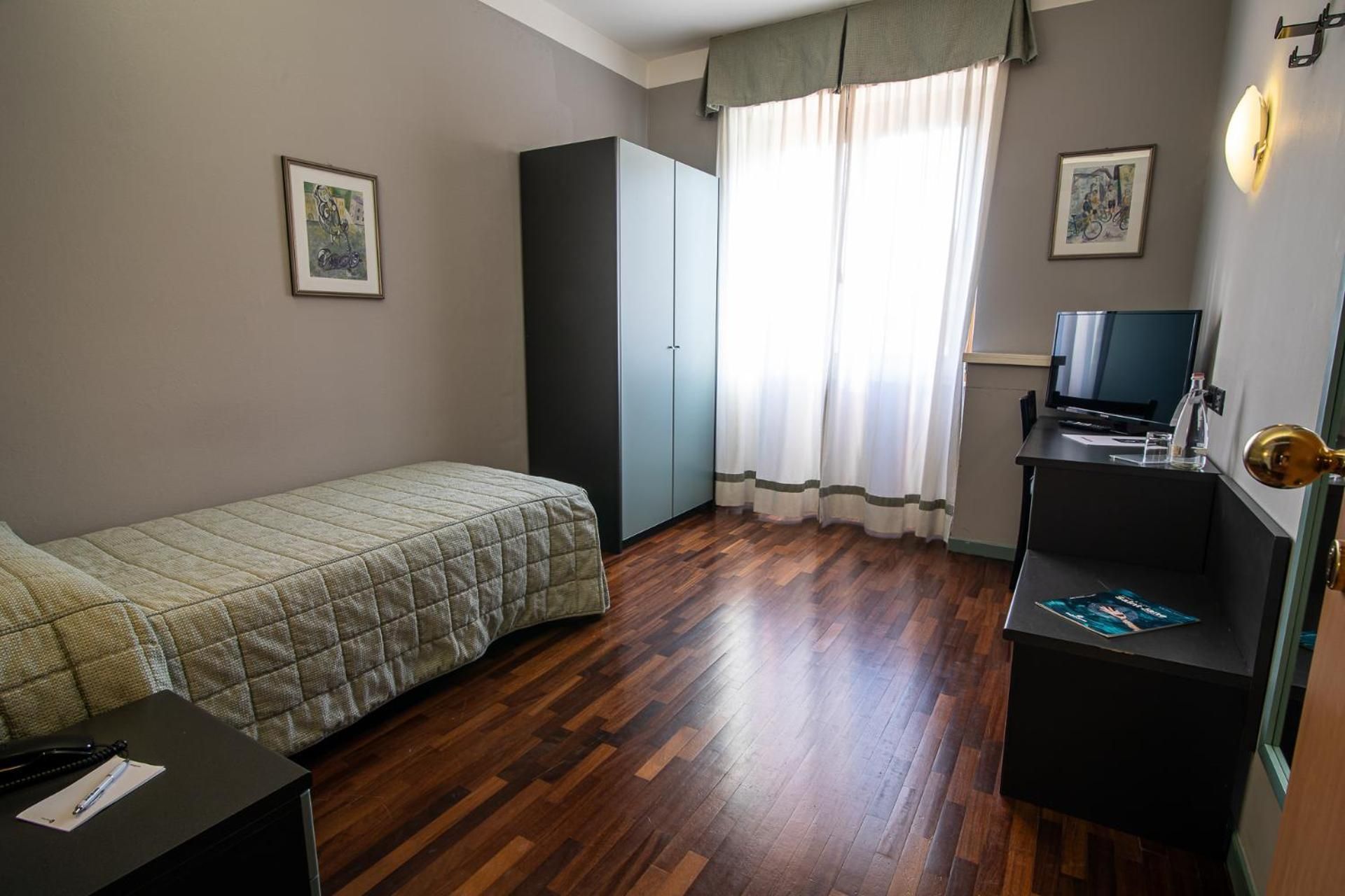 Economy Single Room