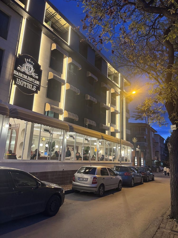 undefined Bahçelievler Hotels 6