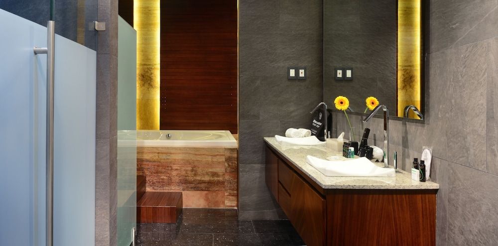 Hotel & Spa Mansion solis by HOTSSON Presidential Room, 2 Bedrooms 3