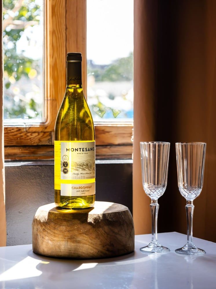 undefined INTA Hotel 6