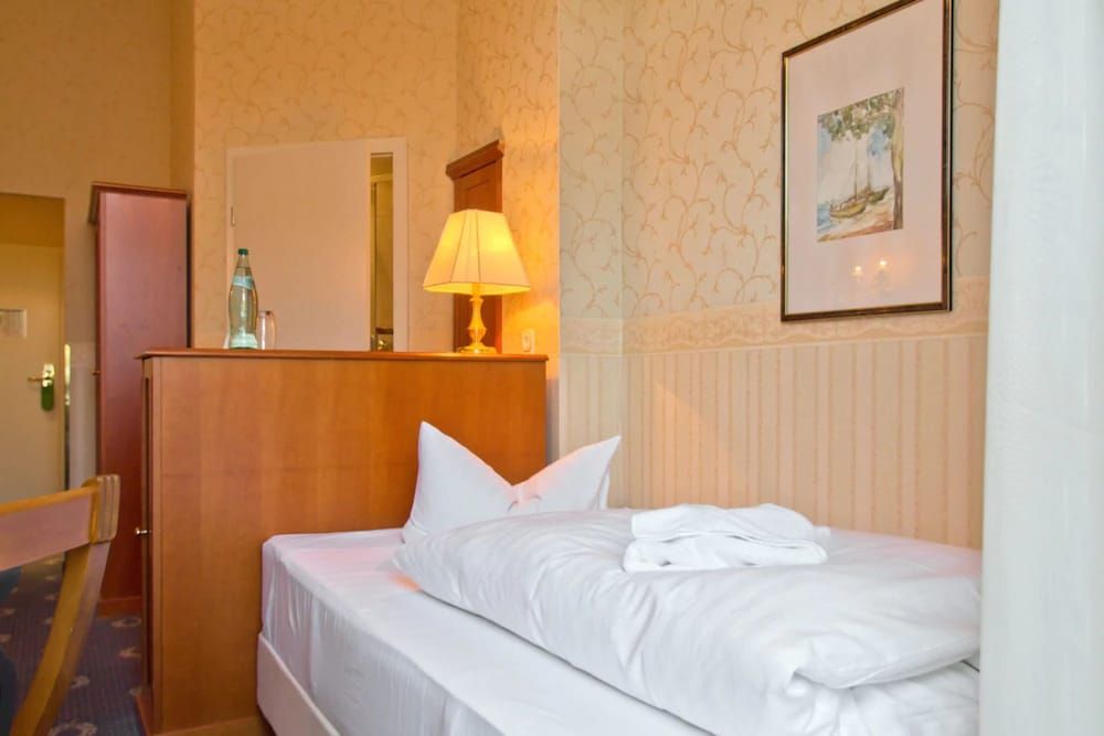 Villa Esplanade mit Aurora Single Room 2