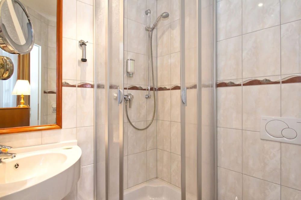 Villa Esplanade mit Aurora Single Room 3