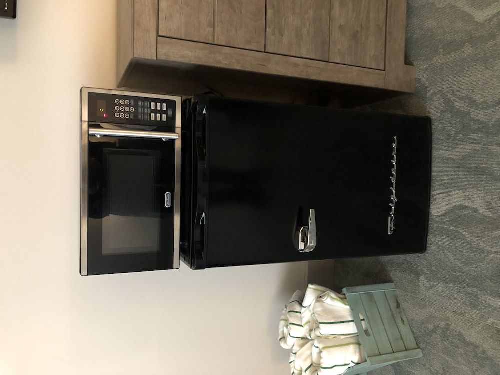 Goose & Twigs Deluxe Quadruple Room, 1 King Bed with Sofa bed, Non Smoking 3