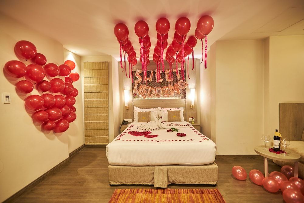 undefined Hotel Crowne Imperial 10