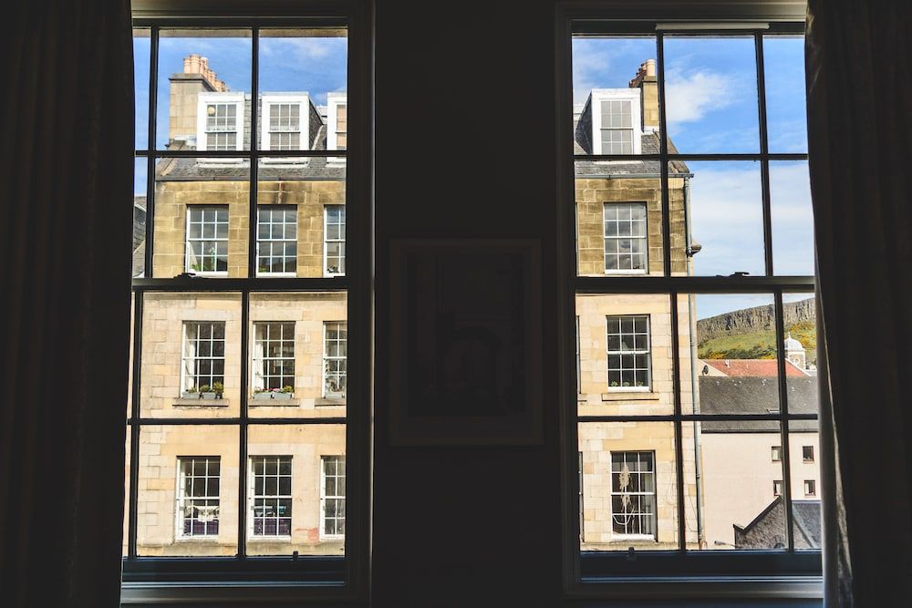 undefined MONO Suites Old Town 9