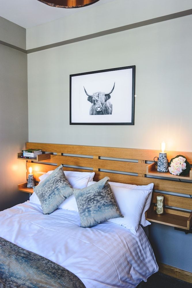 undefined MONO Suites Old Town 7