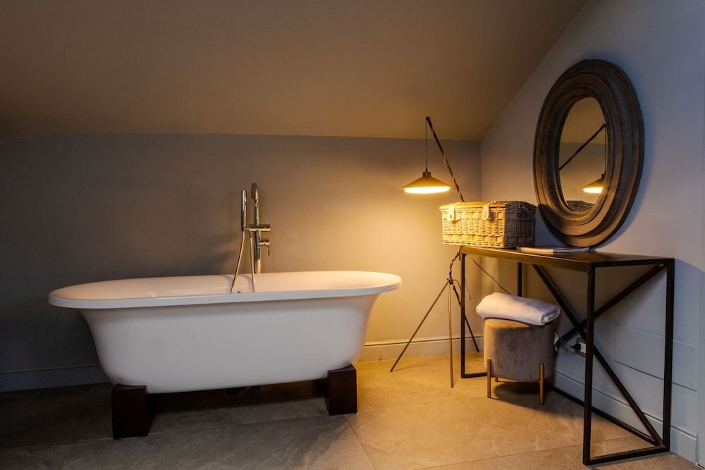 Bello Lake Como Suites Standard Suite 6