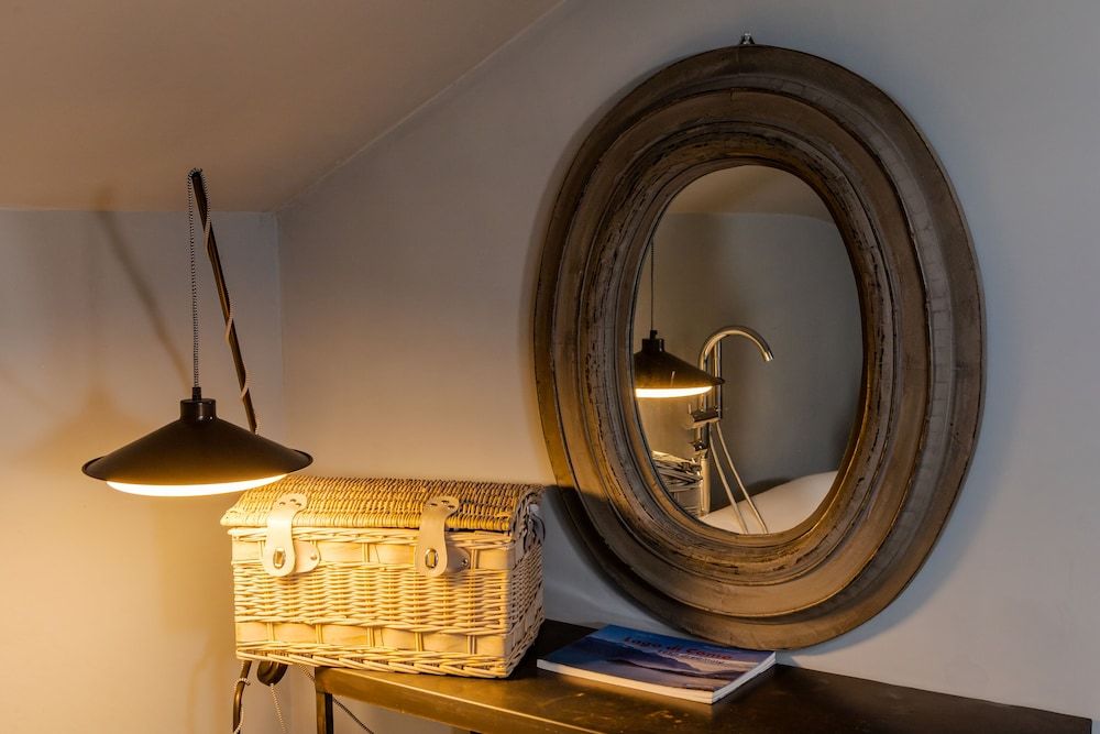 Bello Lake Como Suites Standard Suite 11