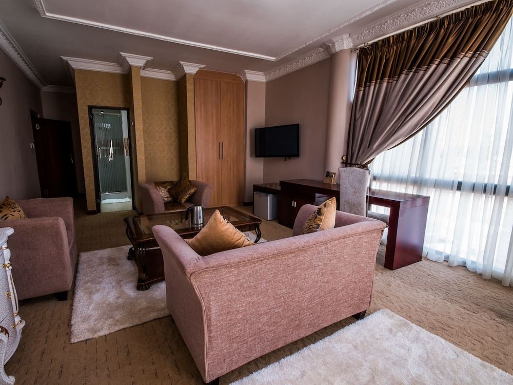 Sherbourne Hotel Family Room 5