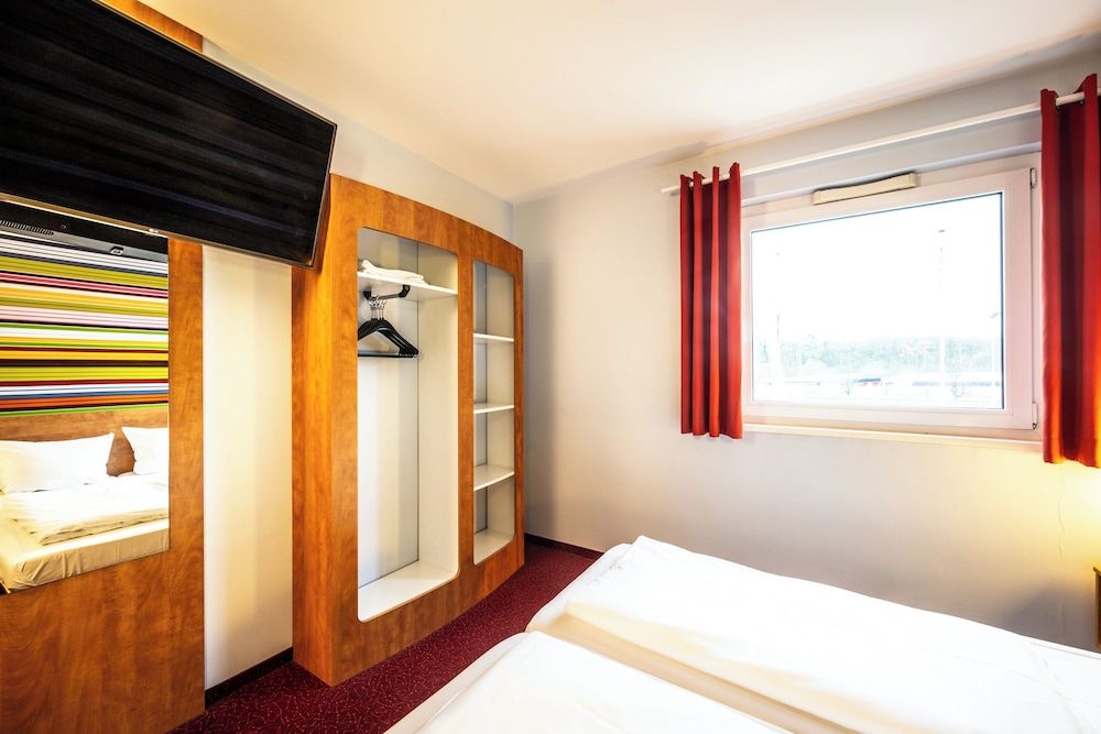 Standard Triple Room, Smoking