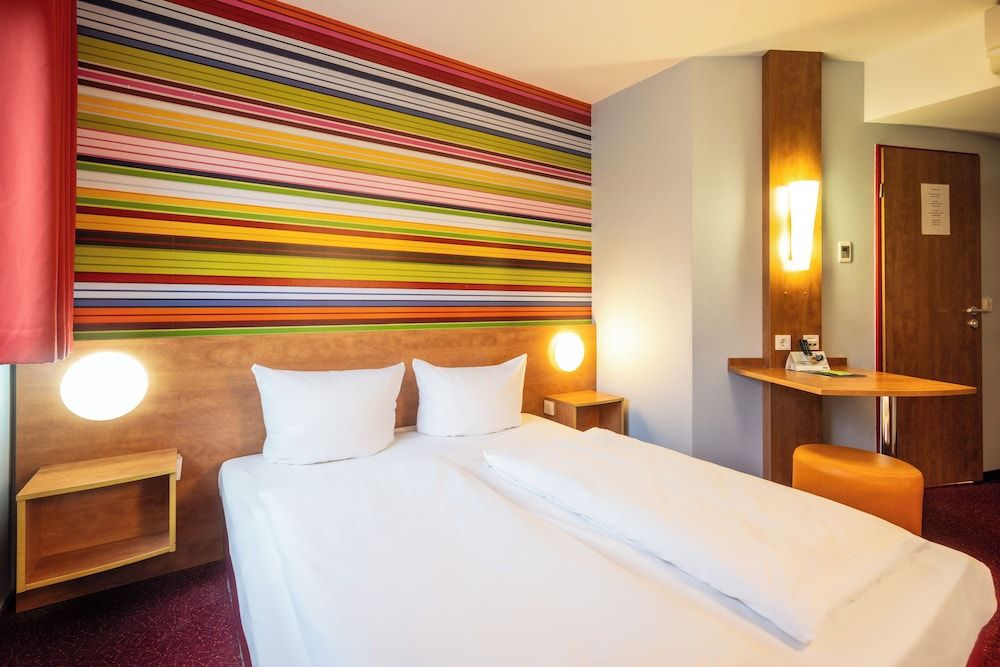 Standard Quadruple Room, Smoking