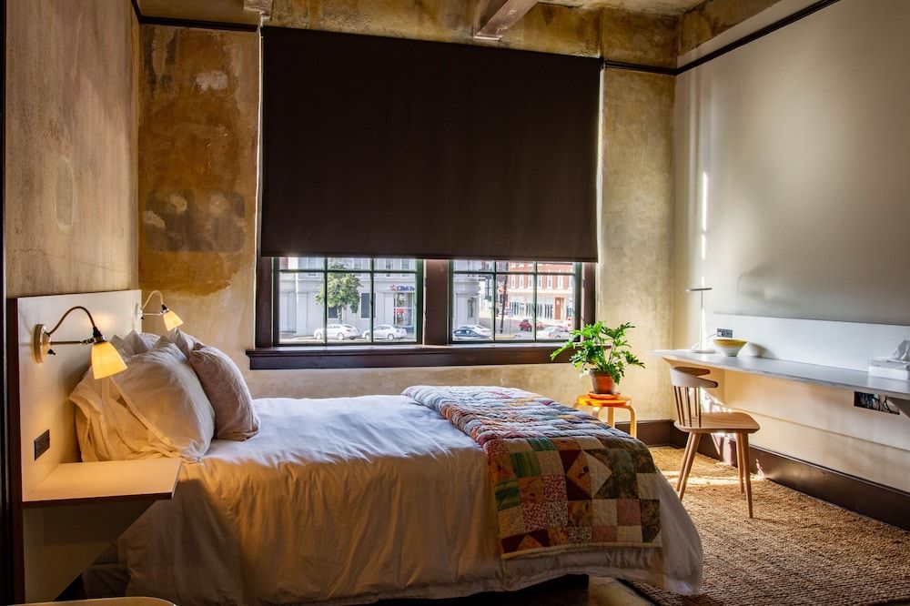 Travelers Hotel Second Floor West Plus 3