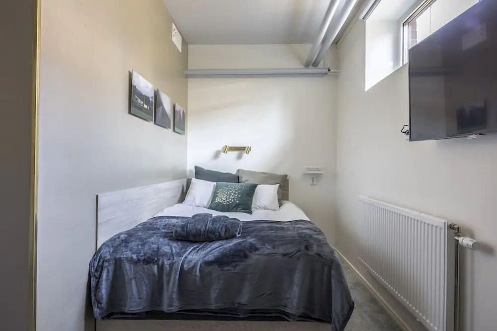 Avanti Hotel Economy Single Room