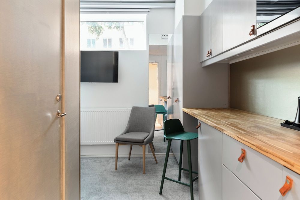 Avanti Hotel Economy Single Room 3