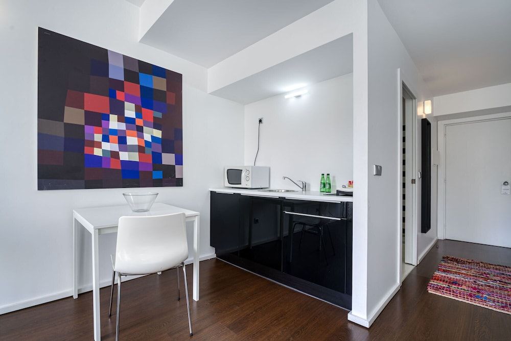 Olala Fine Arts Studios Standard Quadruple Room 5