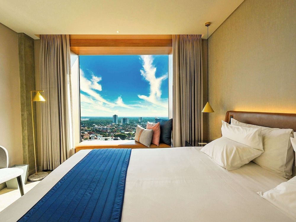 Superior Room, 1 King Bed, Executive Level