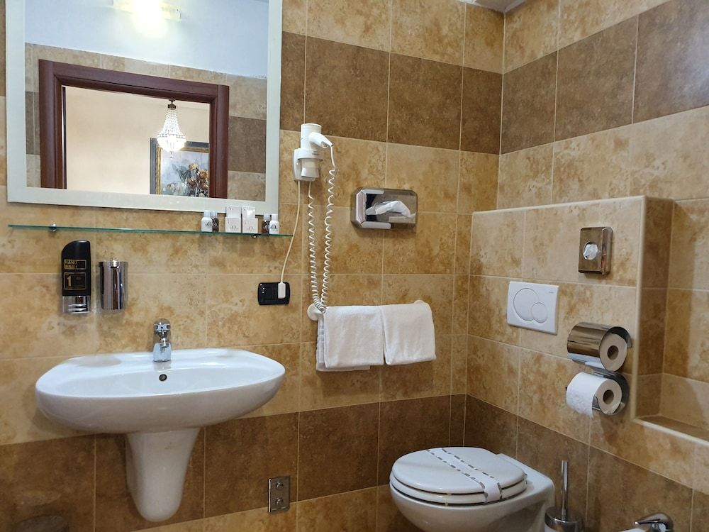 Hotel San Giorgio Room, 2 Bedrooms, Connecting Rooms 5