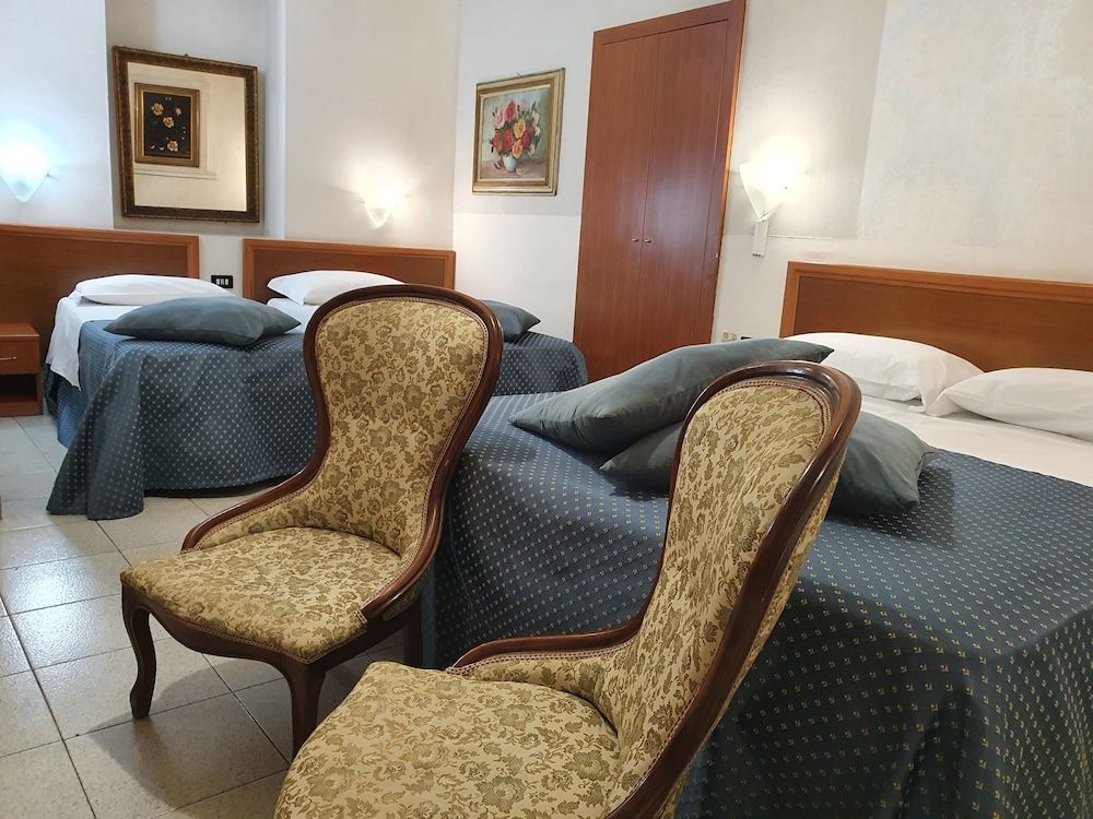 Hotel San Giorgio Room, 2 Bedrooms, Connecting Rooms 3