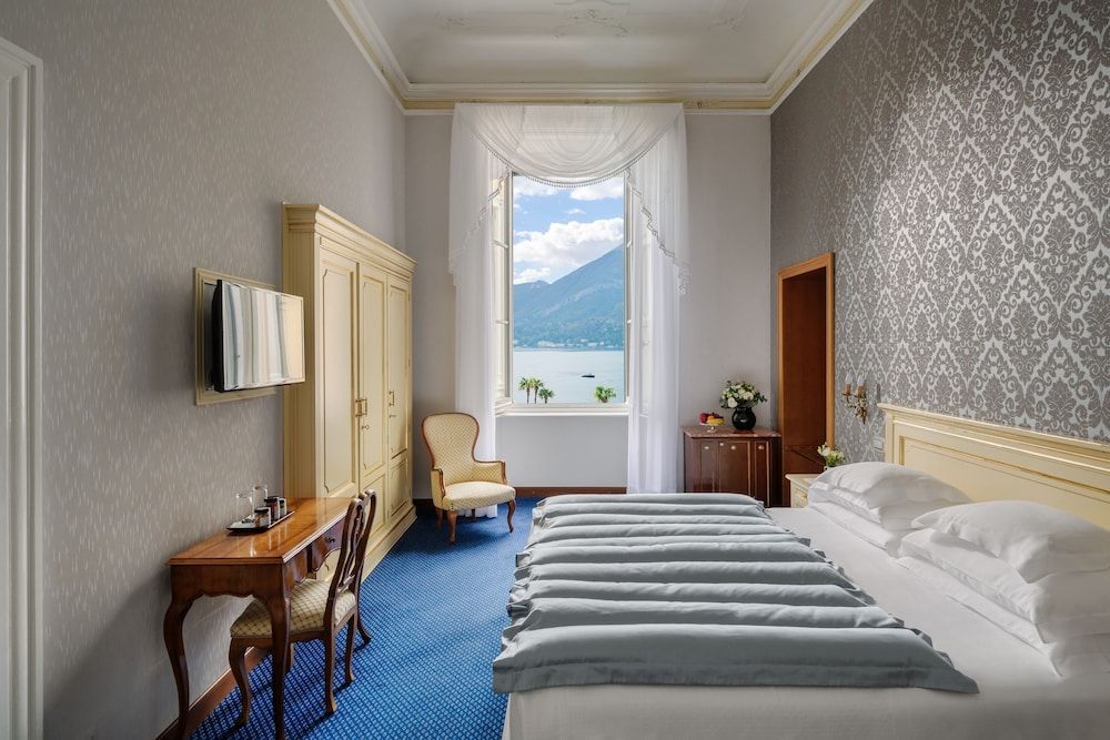 Classic Double or Twin Room, Lake View