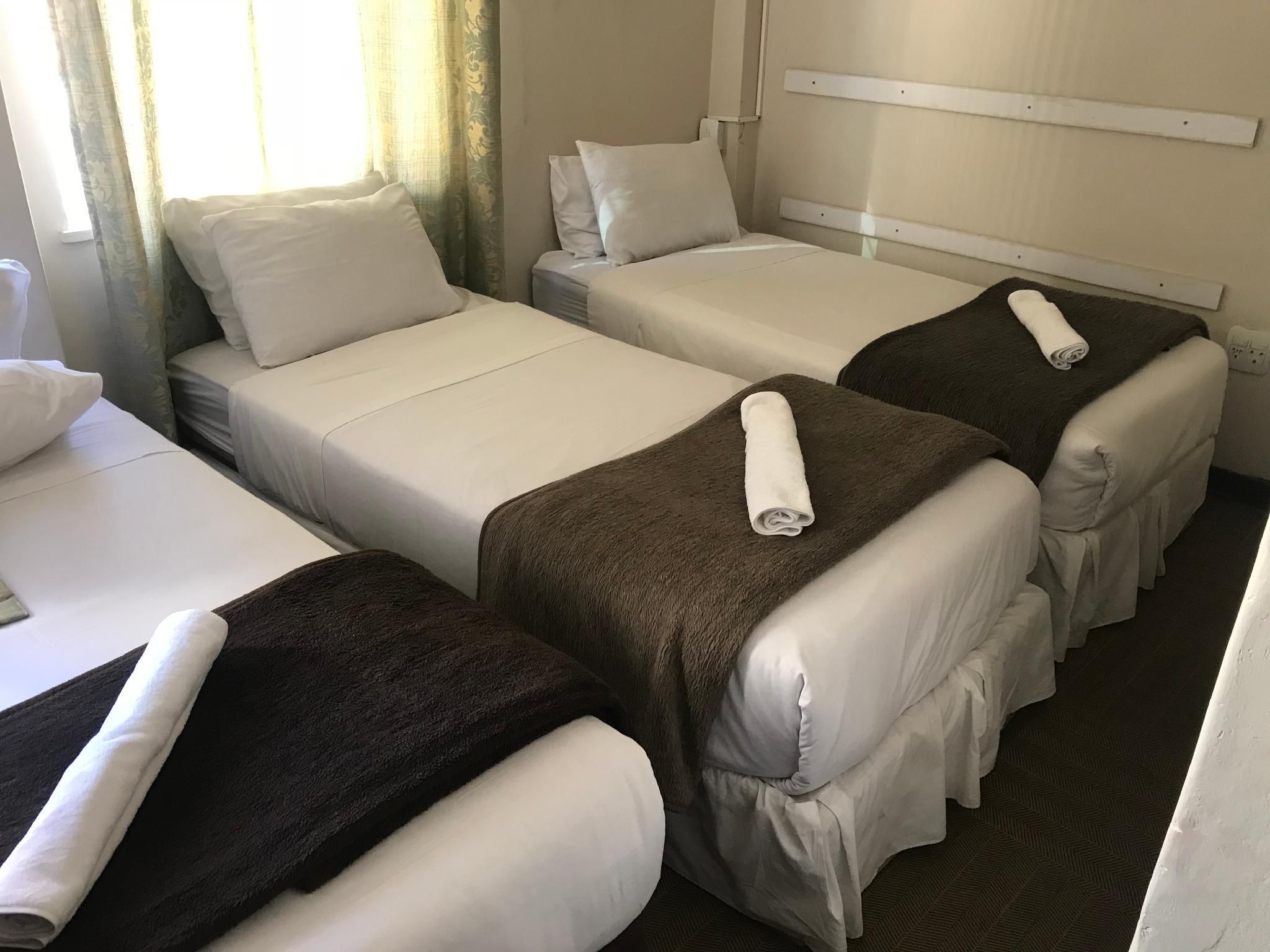 undefined Businessburg Hotel 10