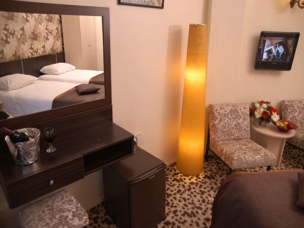 Maya Hotel Istanbul Double Room 7