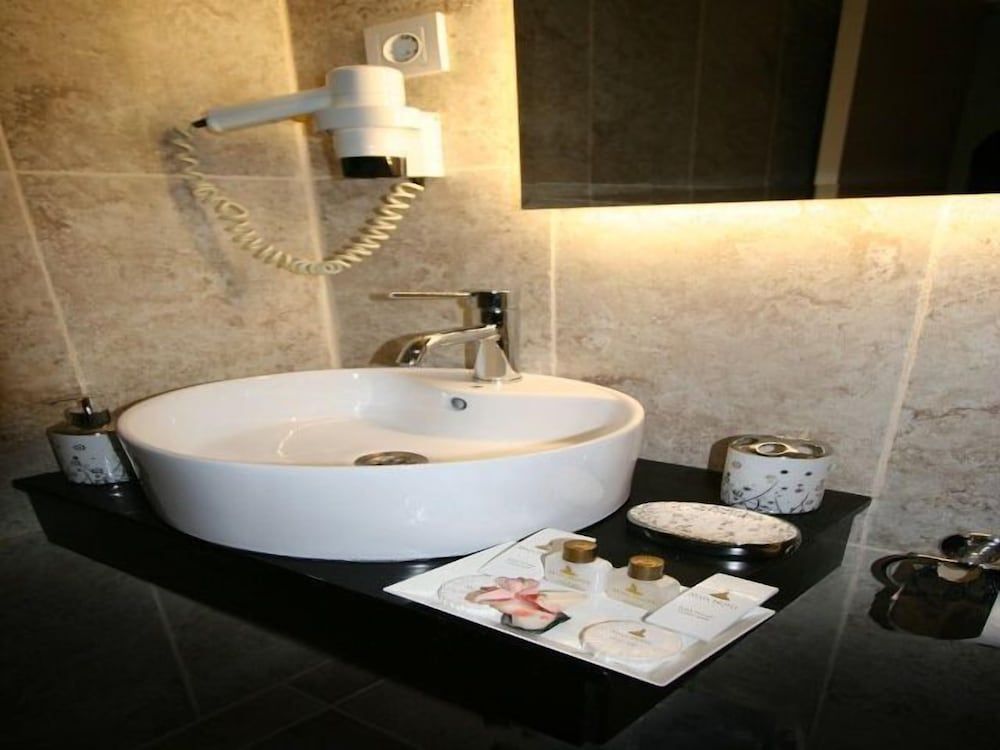 undefined Maya Hotel Istanbul 10