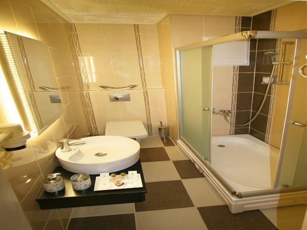 Maya Hotel Istanbul Double Room 6