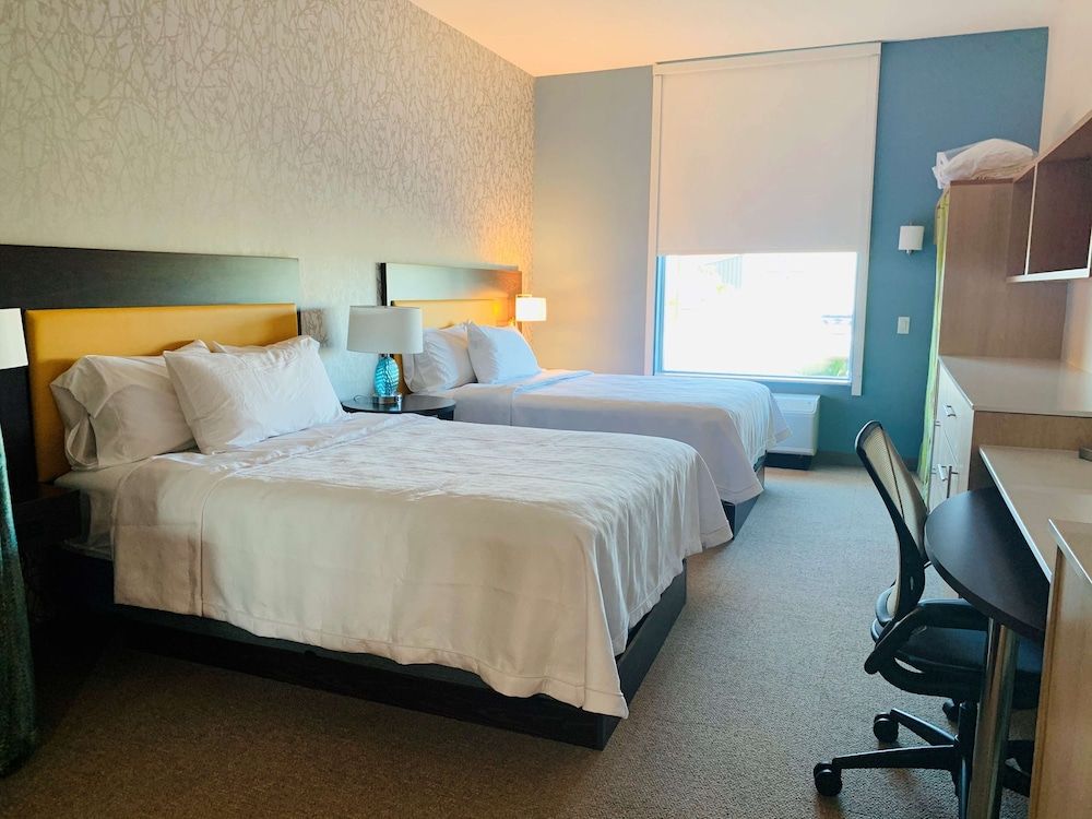 Studio, 2 Queen Beds, Accessible, Non Smoking (Hearing)
