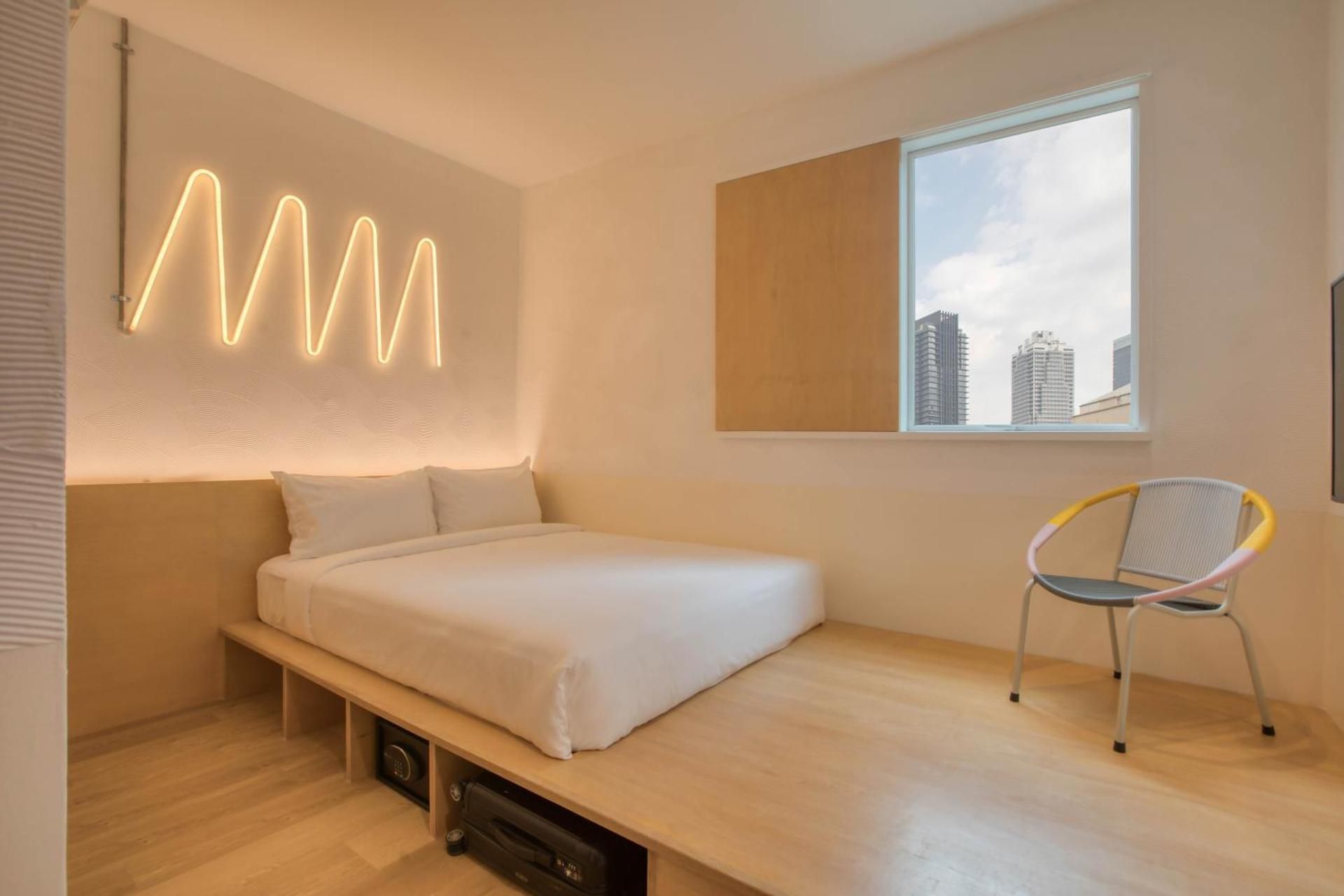 Crashpad - City View