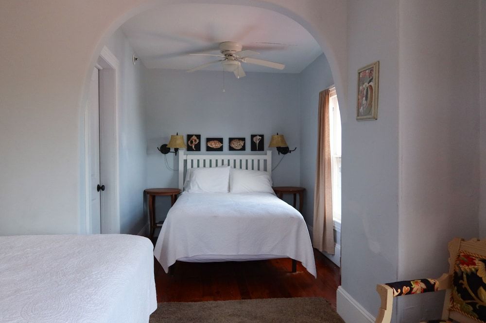 Chalfonte Hotel Queen Full Suite