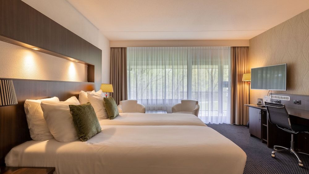 Van der Valk Hotel Assen Luxury Twin Room, 2 Twin Beds, Terrace