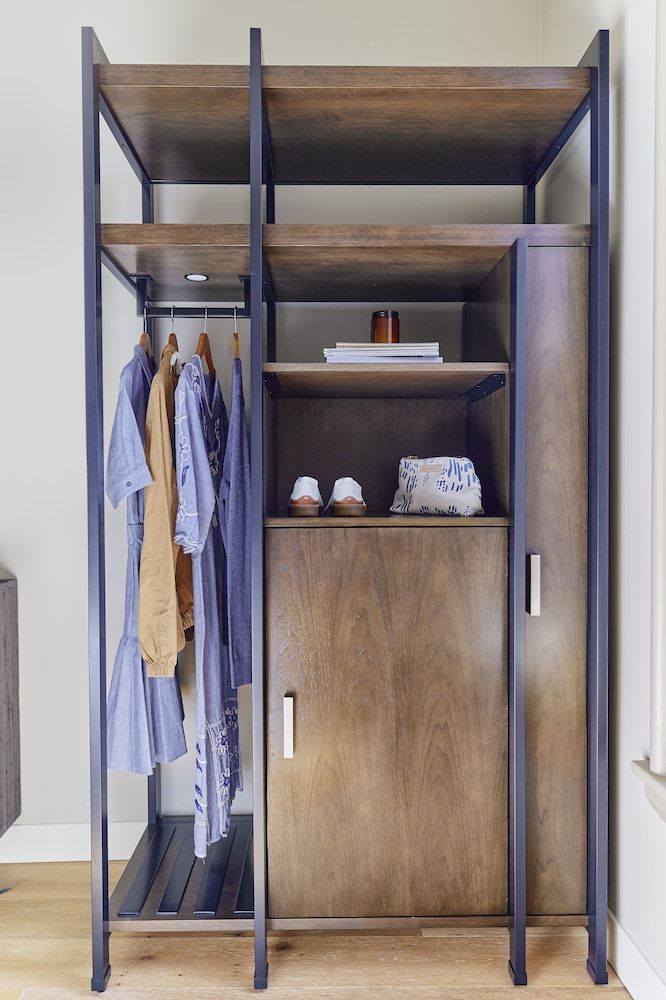 The Docent's Collection Luxury Loft, 1 Bedroom, Accessible 2