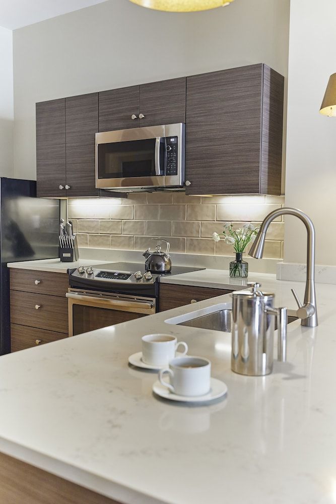 The Docent's Collection Luxury Loft, 1 Bedroom, Accessible 3