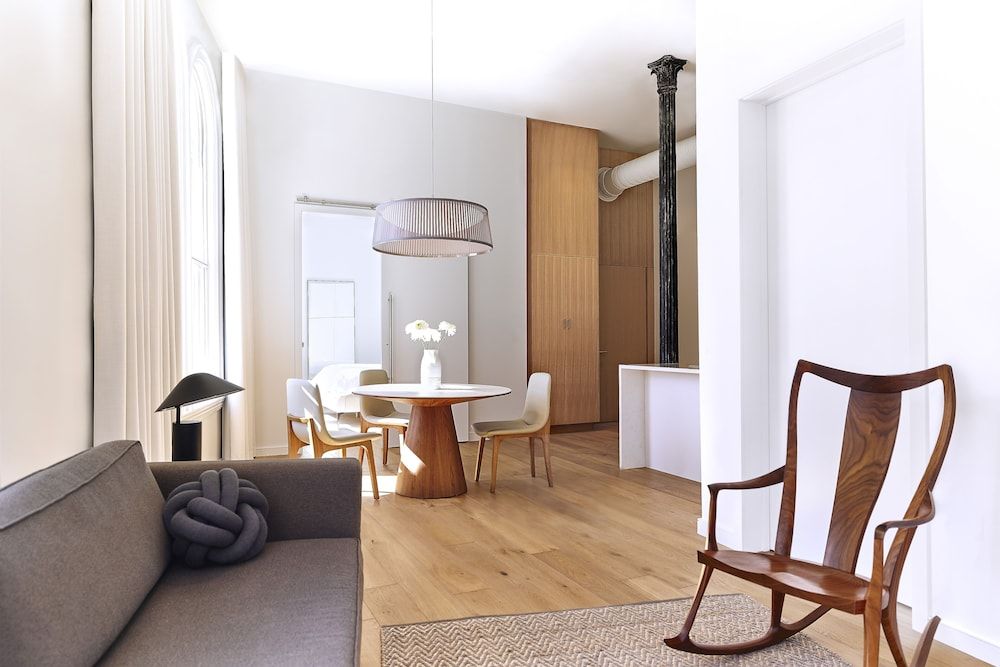 The Docent's Collection Luxury Loft, 2 Bedrooms 11