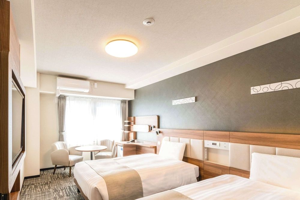undefined Comfort Hotel Shin-Osaka 3