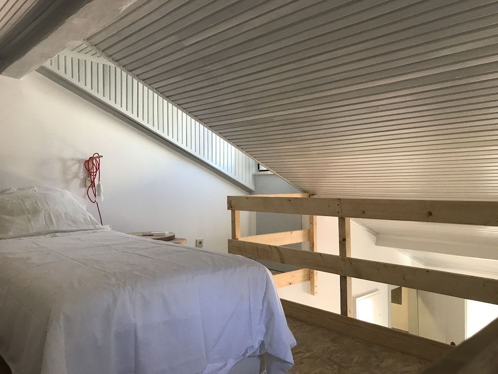 Apartments Center Bairro Alto Duplex, Mezzanine (4D) 5