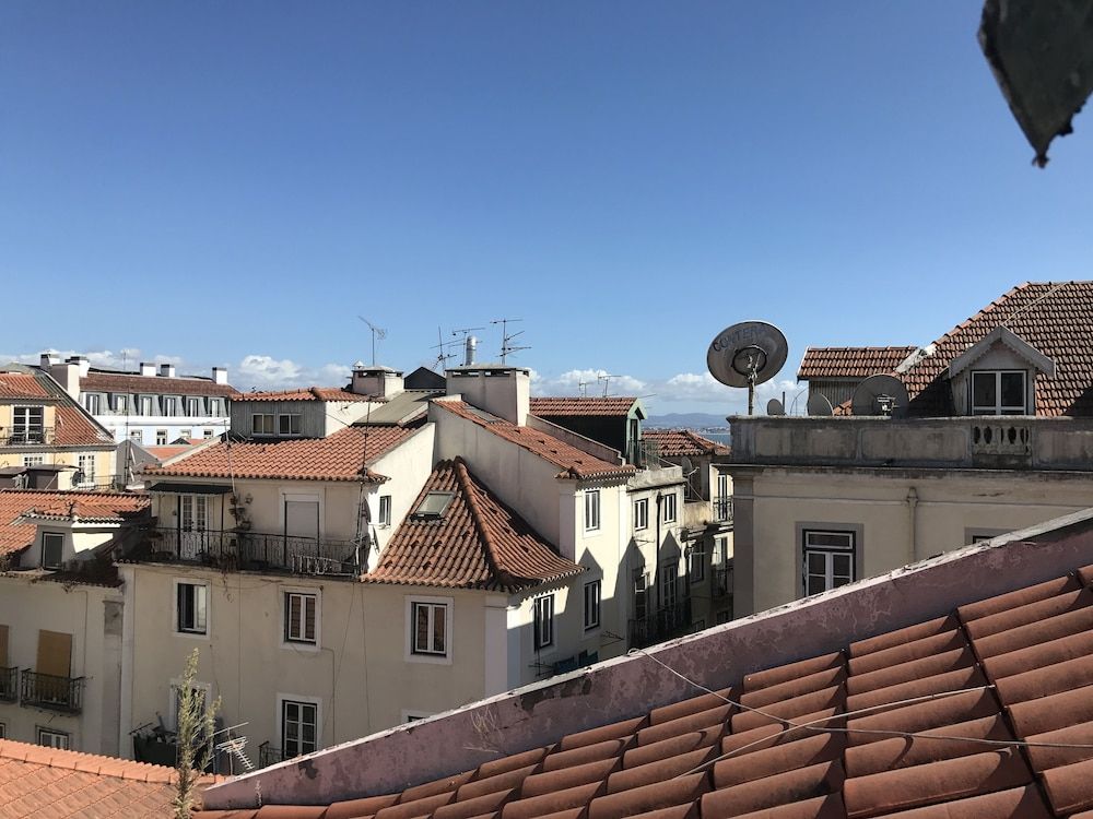 Apartments Center Bairro Alto Duplex, Mezzanine (4D) 16