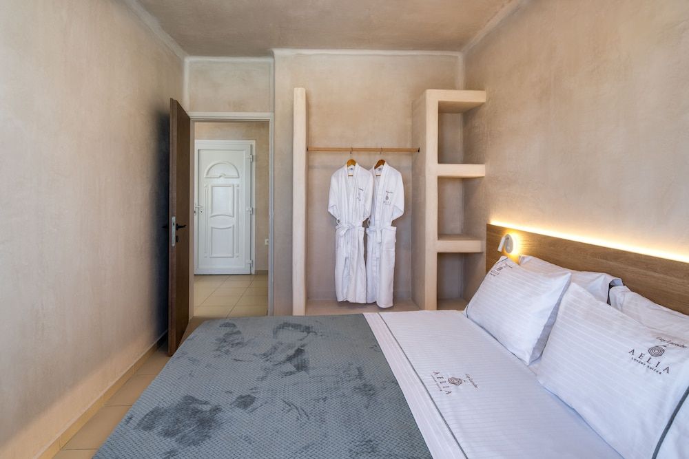 undefined Aelia Luxury Suites 10