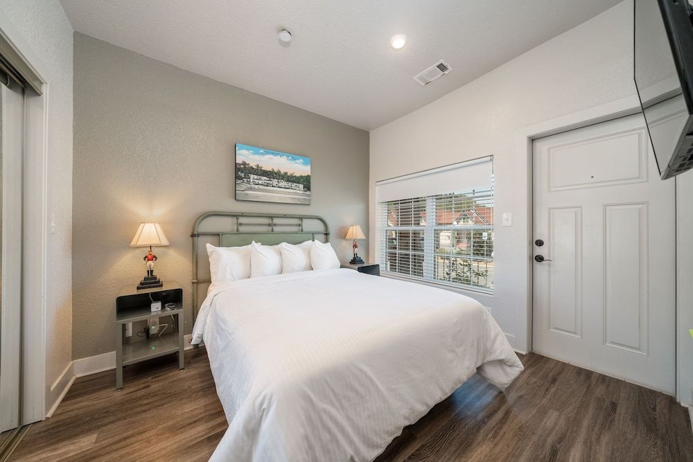 Executive Apartment, 1 Bedroom, Non Smoking, Courtyard View