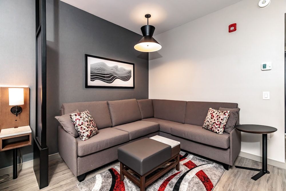 undefined Hyatt Place Toronto - Brampton 8