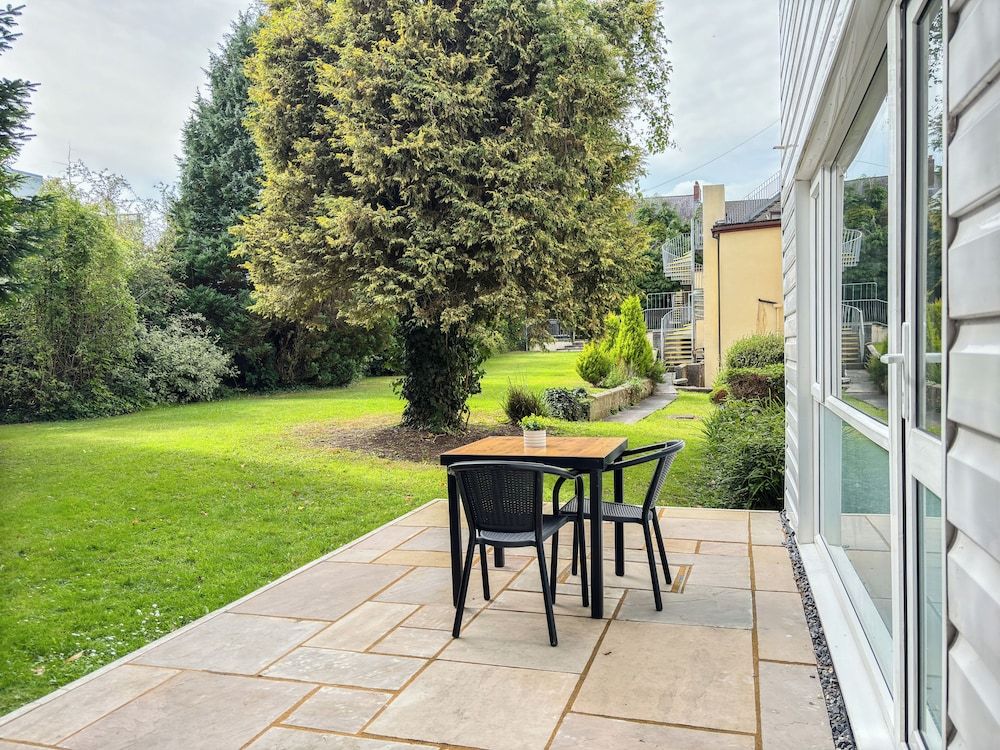 The Ivy Bush Royal Hotel By Compass Hospitality Garden Suite 4