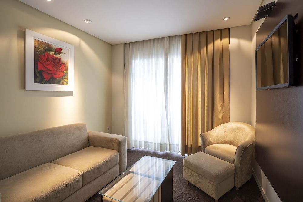 Hotel Plaza Norte Suite 4